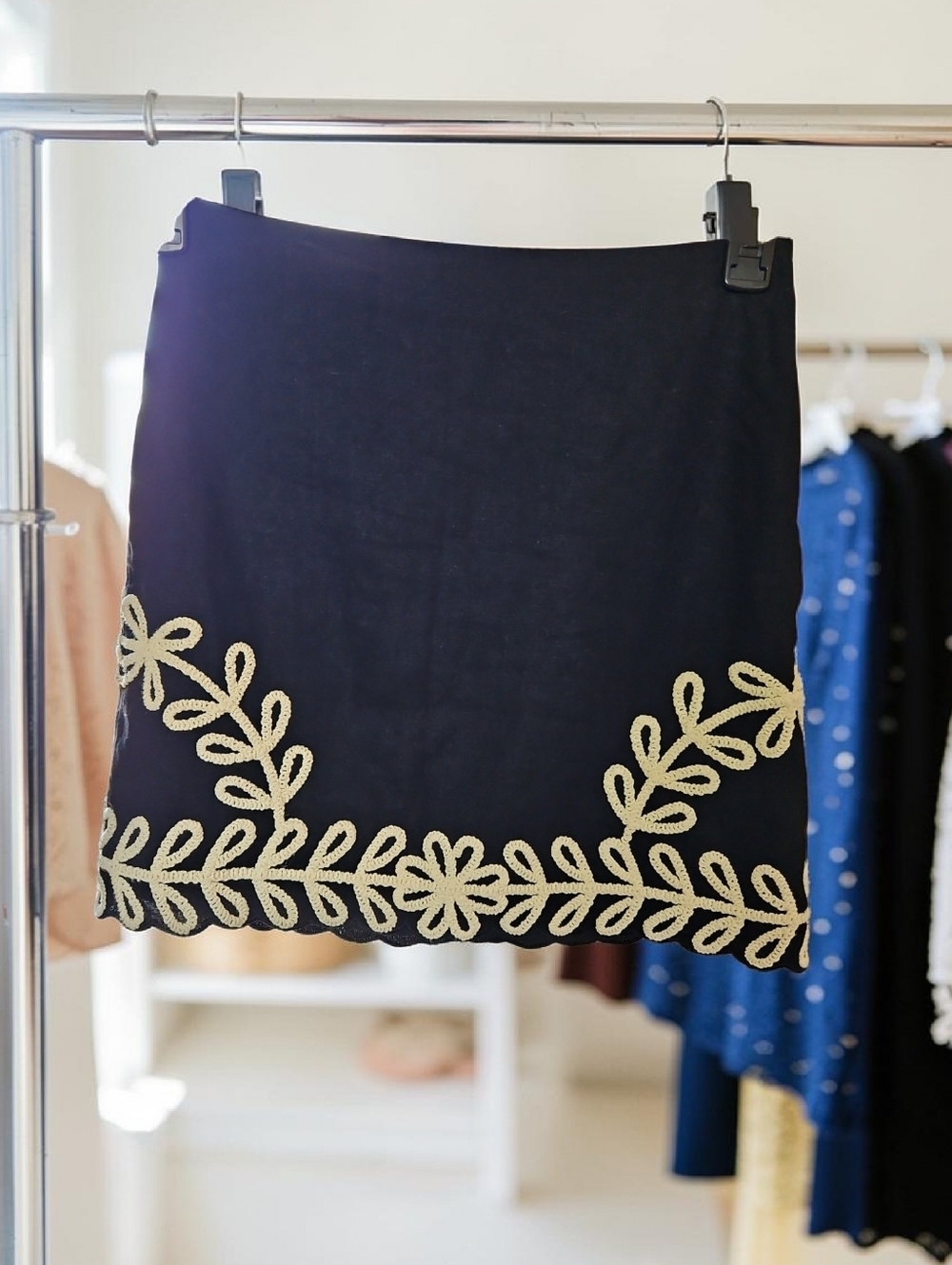 Maison d’Amé Paris Black Mini Skirt Embroidered Hem Linen Blend Size XS Y2K Chic - Picture 2 of 4